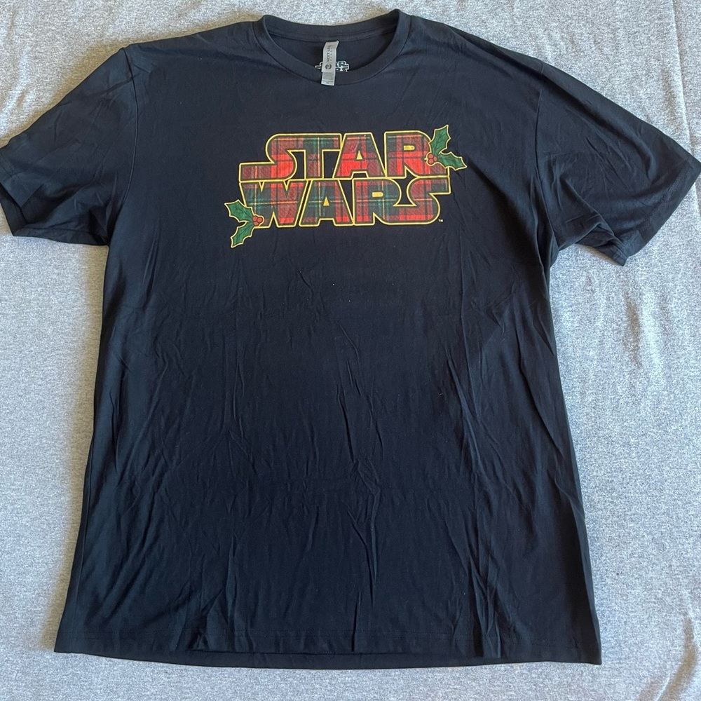 Disney Store Star Wars Christmas Plaid Logo T-Shirt Size XL